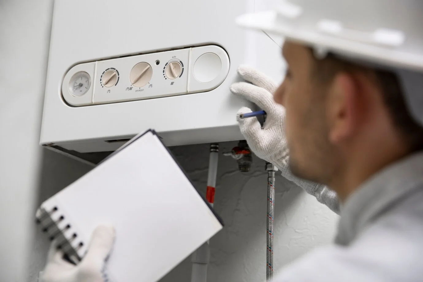 The Ultimate Guide To Boiler Efficiency: How Regular Servicing Can Save You Money This Winter